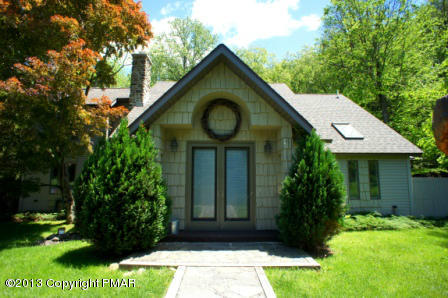 116 Antler Road Cresco, PA 18326 - Photo 9 of 48 Grand Entry