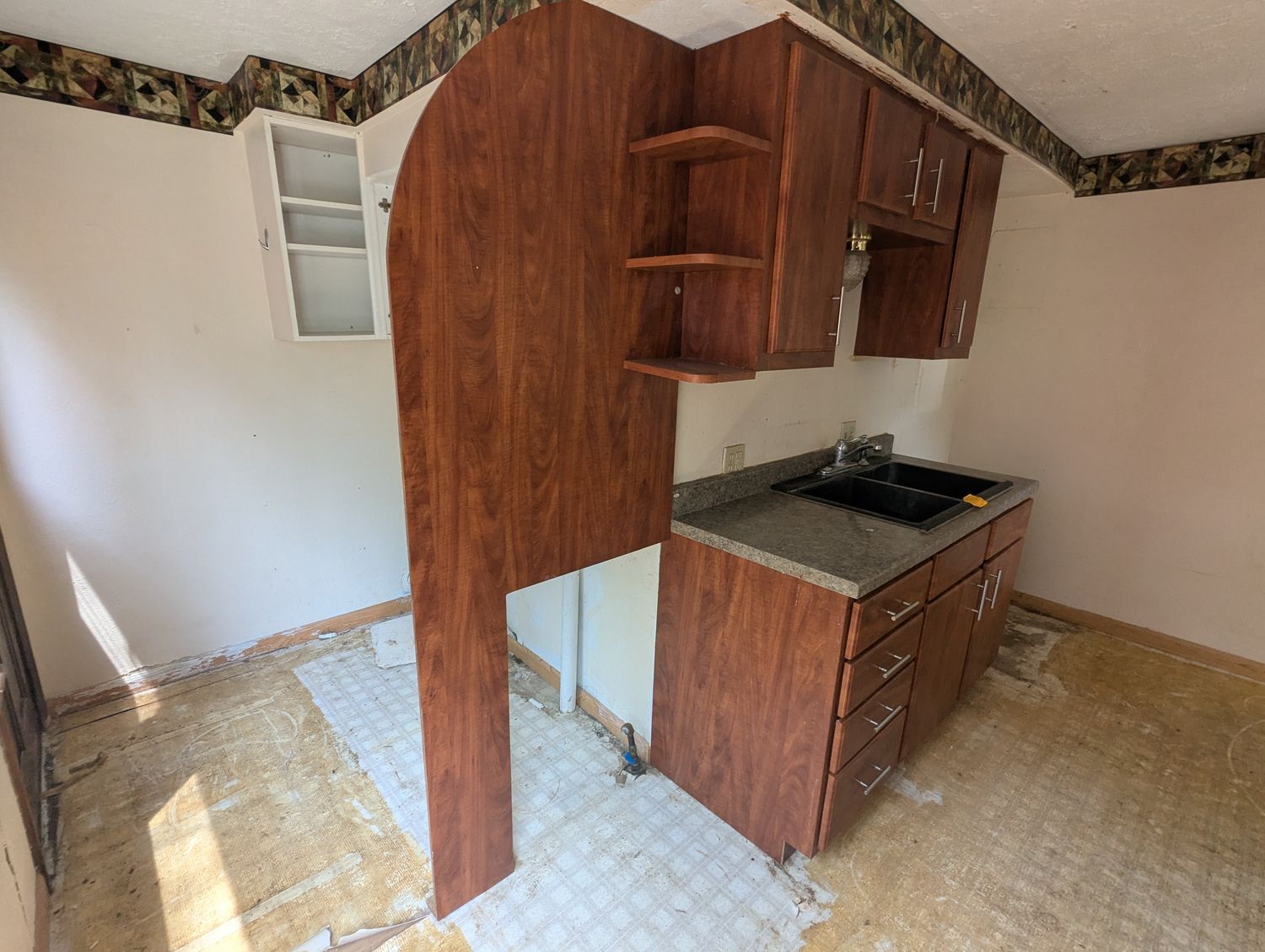 Undisclosed Address Canton, OH 44708 - Photo 6 of 11