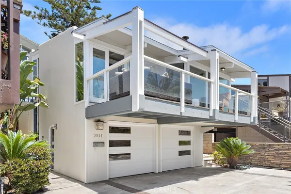 $8,995 | 201 Nyes Place, Laguna Beach, CA 92651