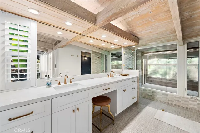 $8,995 | 201 Nyes Place, Laguna Beach, CA 92651