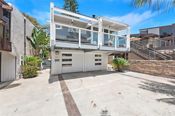 $8,995 | 201 Nyes Place, Laguna Beach, CA 92651