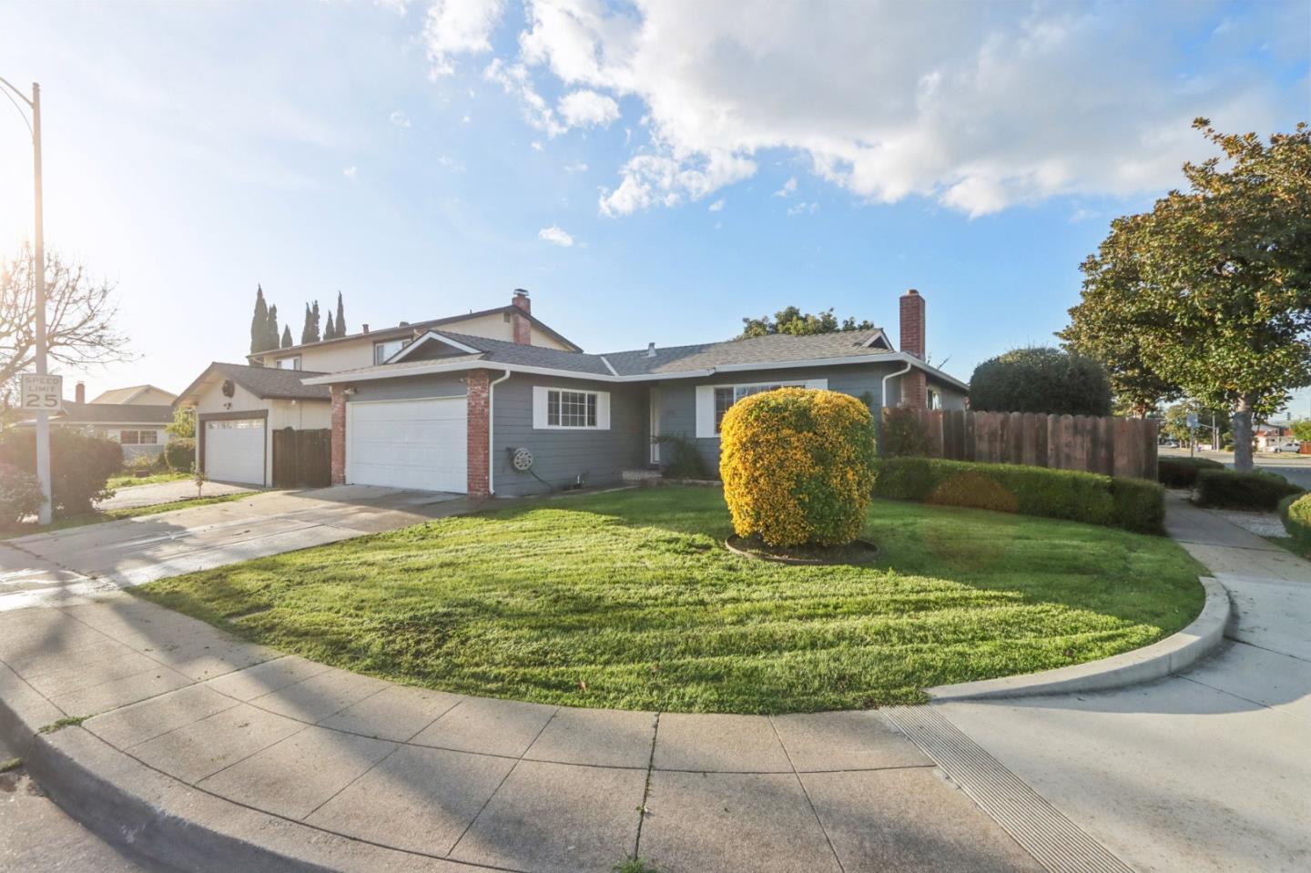 1293 Glacier Drive Milpitas, CA 95035 - Photo 2 of 27
