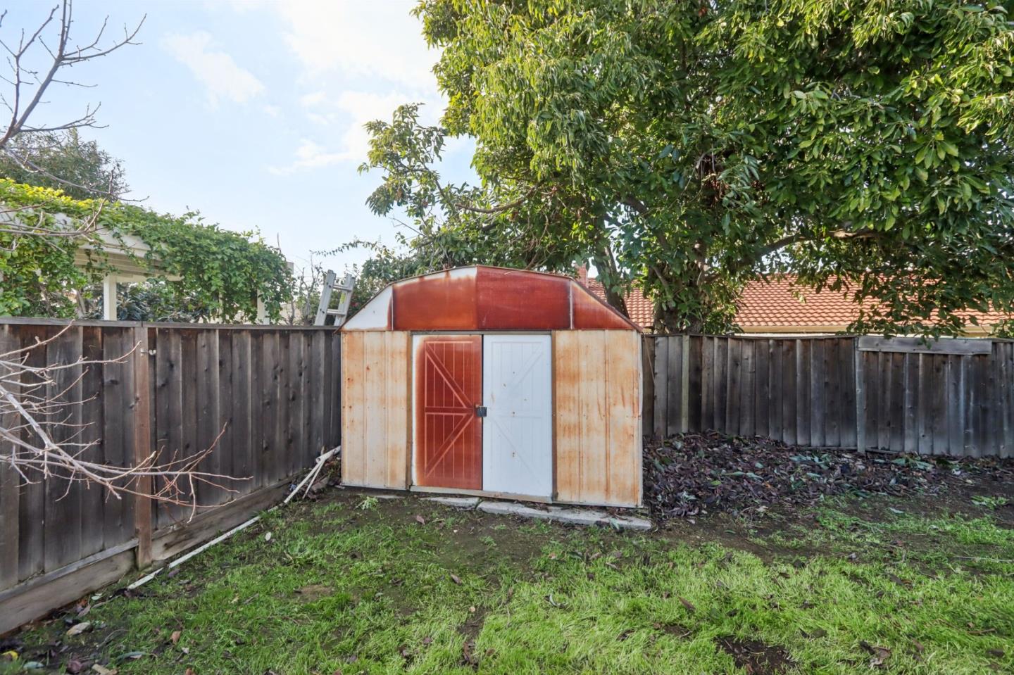 1293 Glacier Drive Milpitas, CA 95035 - Photo 23 of 27