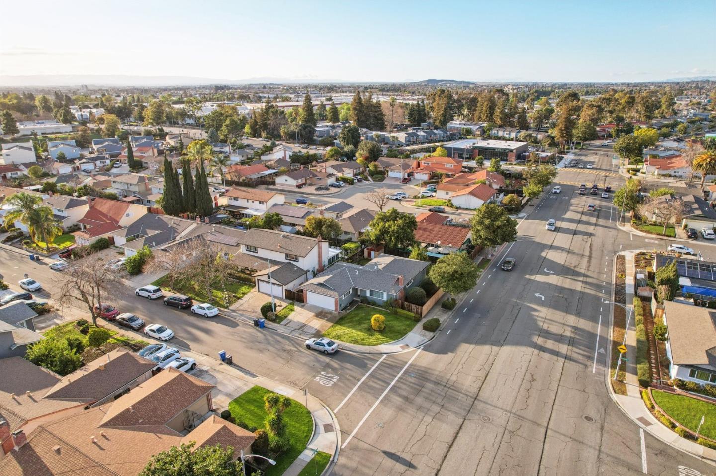 1293 Glacier Drive Milpitas, CA 95035 - Photo 25 of 27
