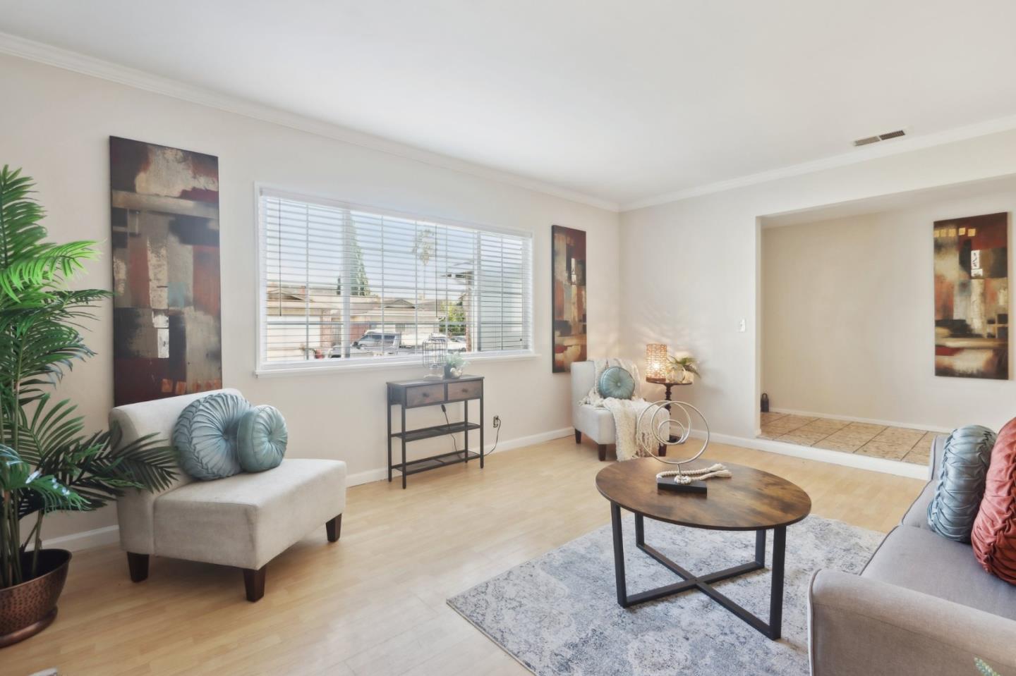 1293 Glacier Drive Milpitas, CA 95035 - Photo 4 of 27