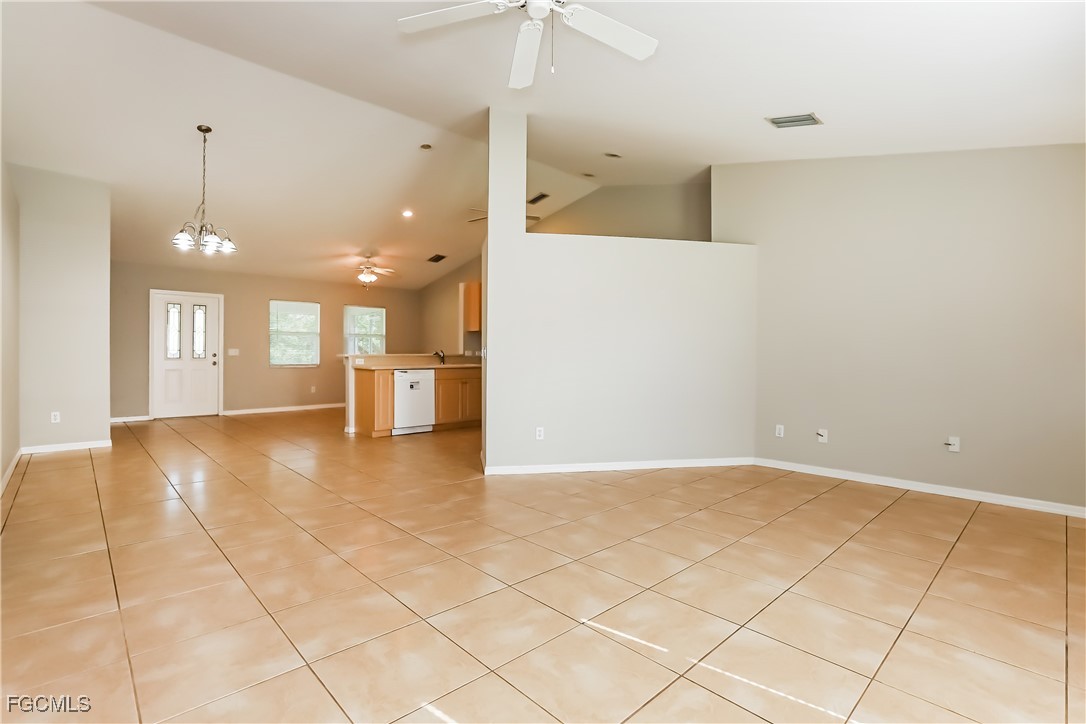 5840 Regent Road Venice, FL 34293 - Photo 3 of 16