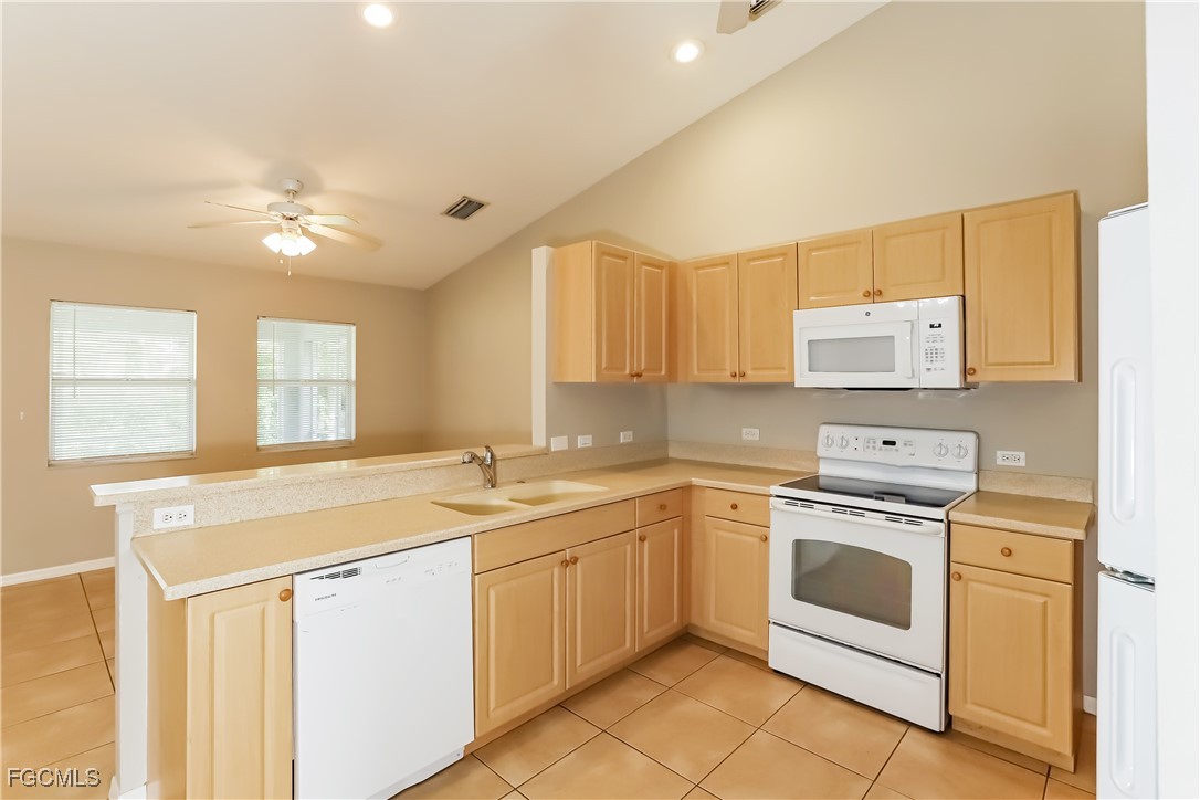 5840 Regent Road Venice, FL 34293 - Photo 6 of 16