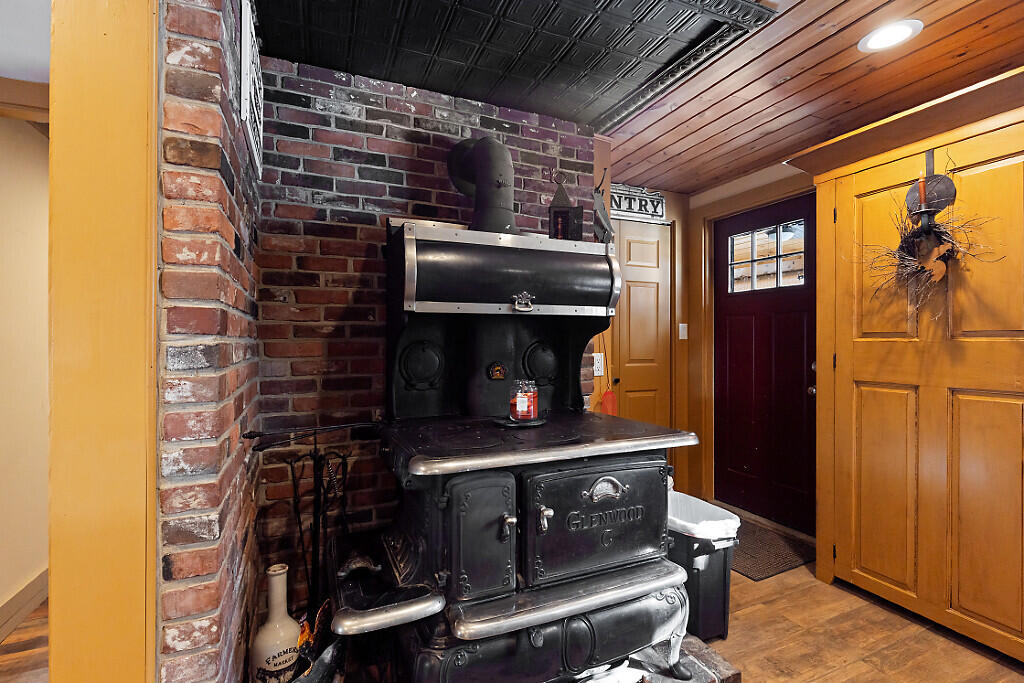 13 Cooper Road Chesterville, ME 04938 - Photo 7 of 91 45_BP5A3420_DxO_mls