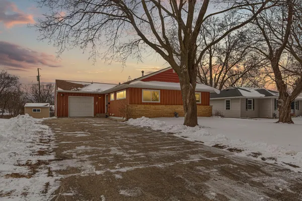 $320,000 | 832 Home Place, Faribault, MN 55021