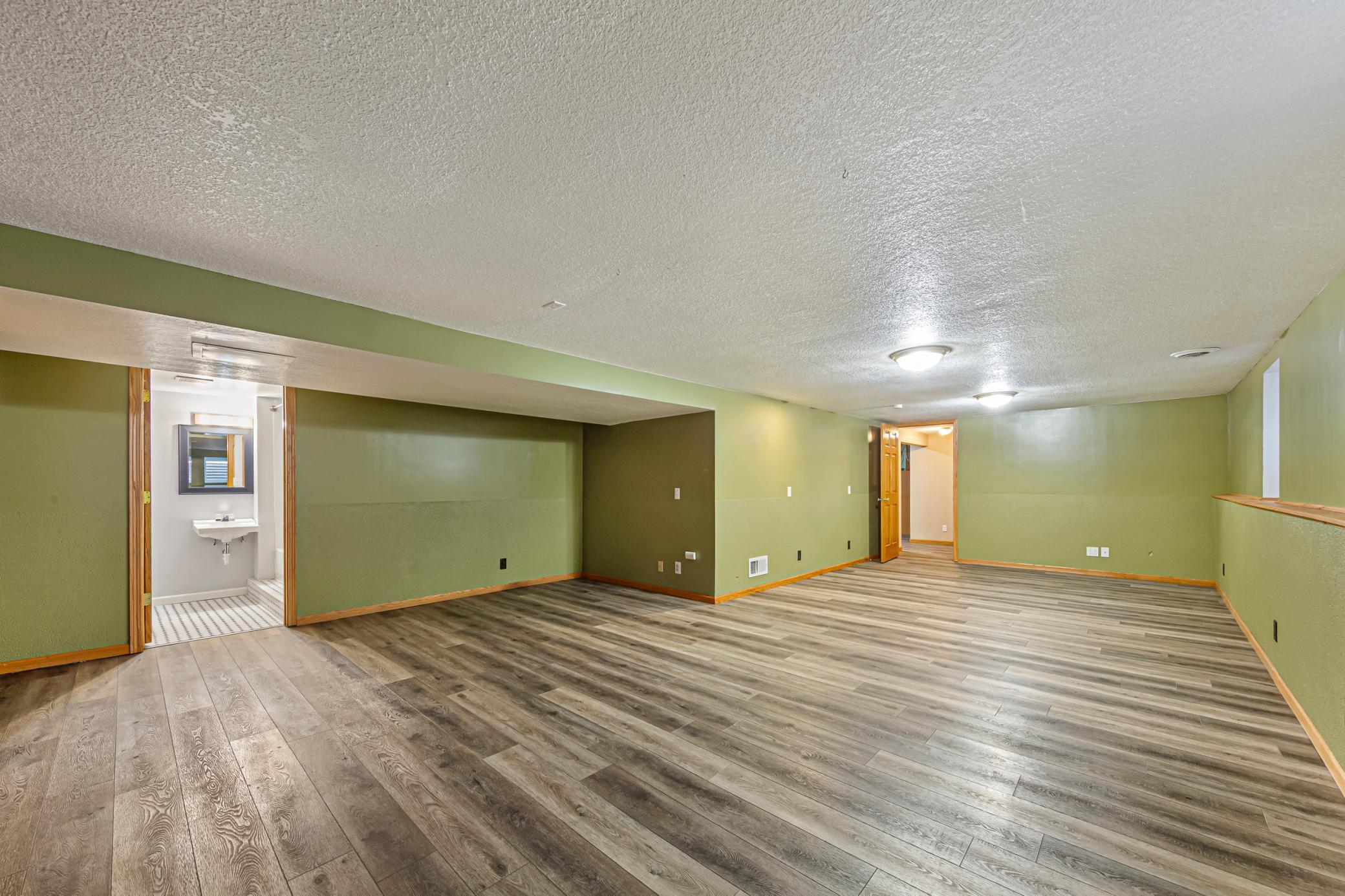 832 Home Place Faribault, MN 55021 - Photo 34 of 40