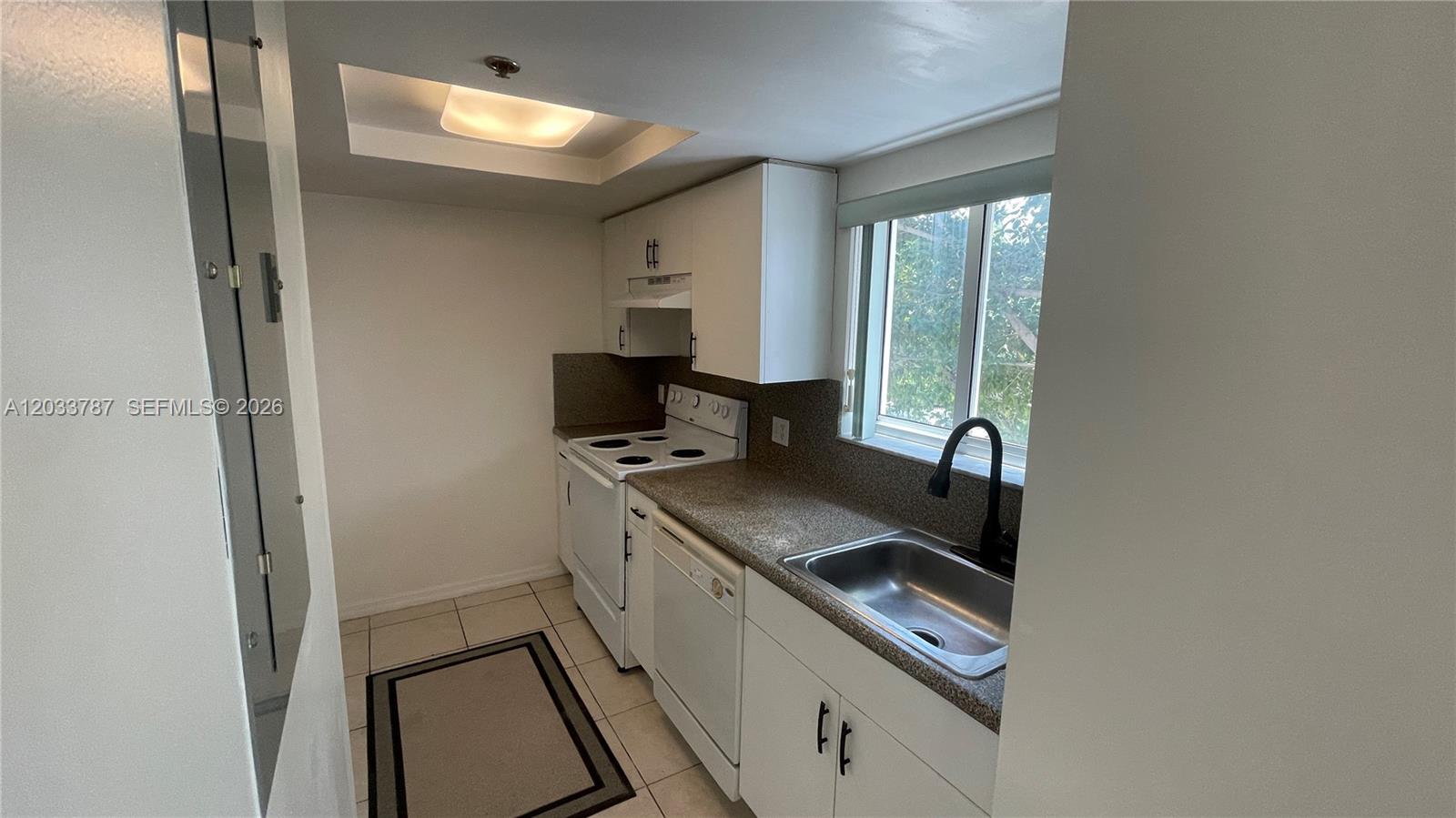 2475 Northwest 16th St Road, Unit 309 Miami, FL 33125 - Photo 5 of 16
