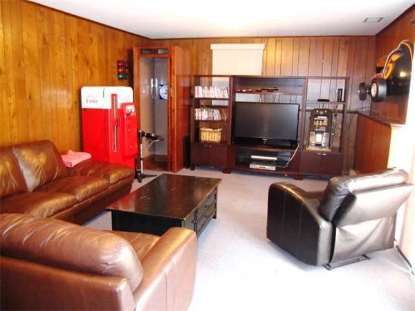 5 Partridge Hill Road Andover, MA 01810 - Photo 16 of 19 Gallery Image 16
