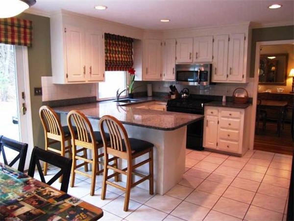 5 Partridge Hill Road Andover, MA 01810 - Photo 2 of 19 Gallery Image 2