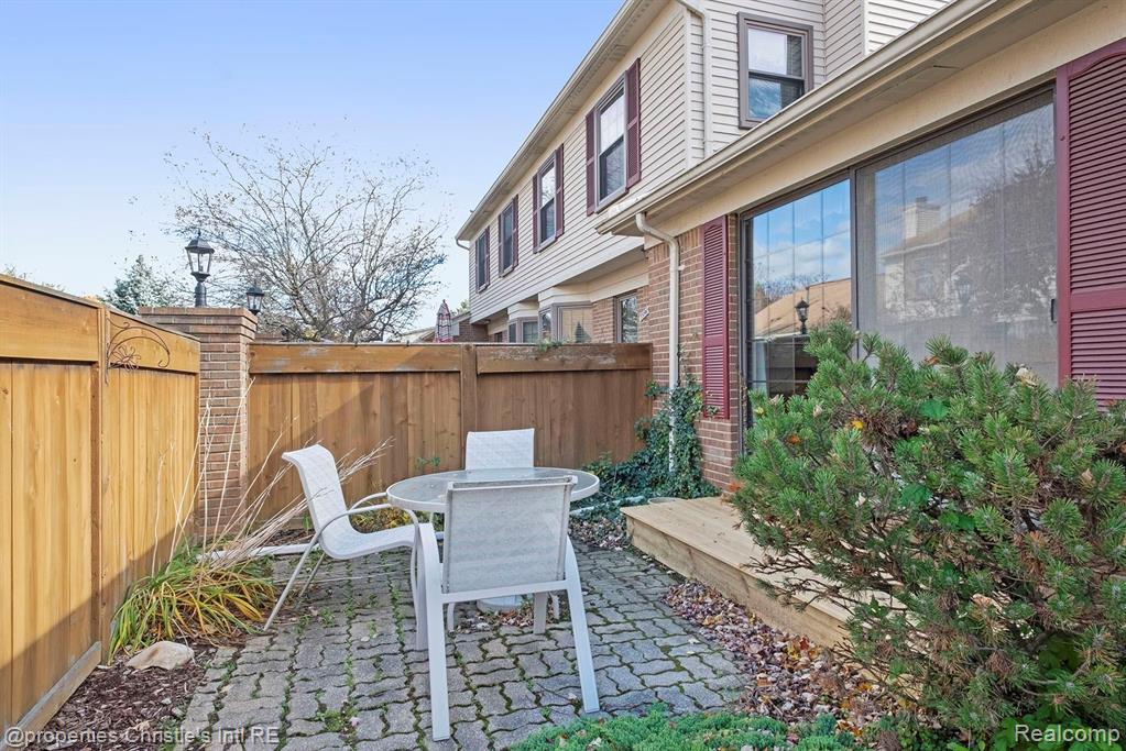 39966 Crosswinds Road Novi, MI 48375 - Photo 21 of 24