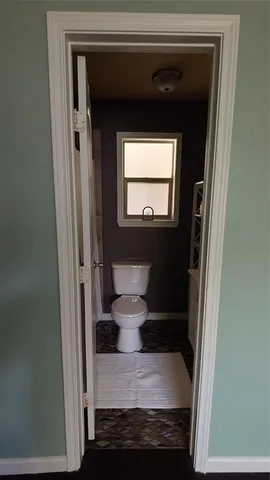 a view of utility room