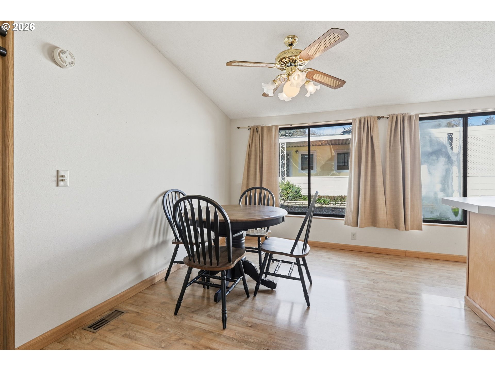 100 Southwest 195th Avenue, Unit 204 Beaverton, OR 97006 - Photo 7 of 26