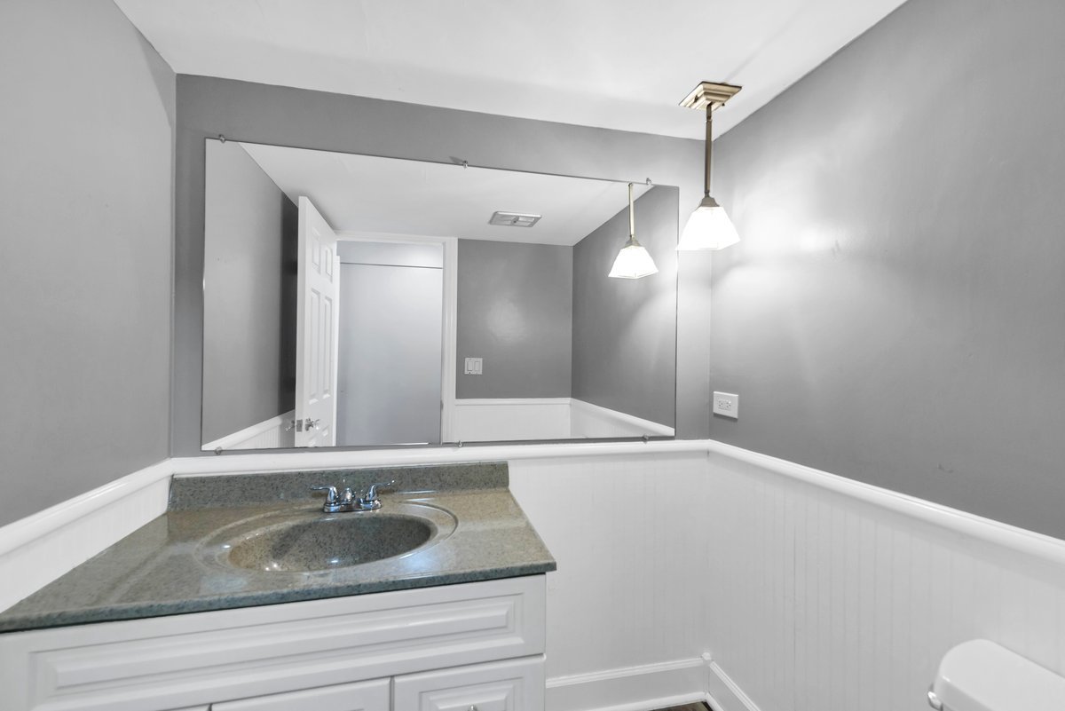 1734 West Rampart Road Addison, IL 60101 - Photo 18 of 20 Gallery Image 18