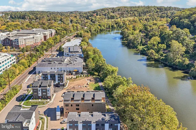 $872,050 | 948 Riverplace Drive, Unit 48, Conshohocken, PA 19428