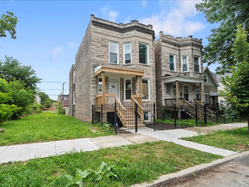6041 South Morgan Street Chicago, IL 60621 - Photo 2 of 27 Gallery Image 2