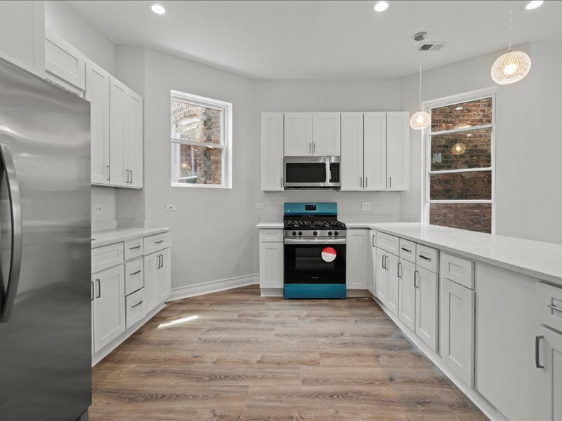 6041 South Morgan Street Chicago, IL 60621 - Photo 6 of 27 Gallery Image 6