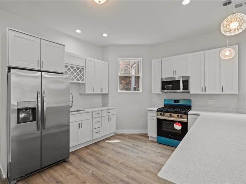 6041 South Morgan Street Chicago, IL 60621 - Photo 7 of 27 Gallery Image 7