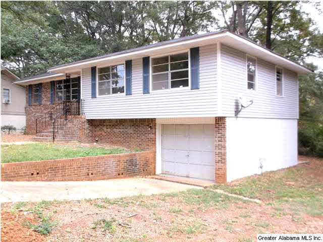 137 Greenridge Road Bessemer, AL 35023 - Photo 1 of 20
