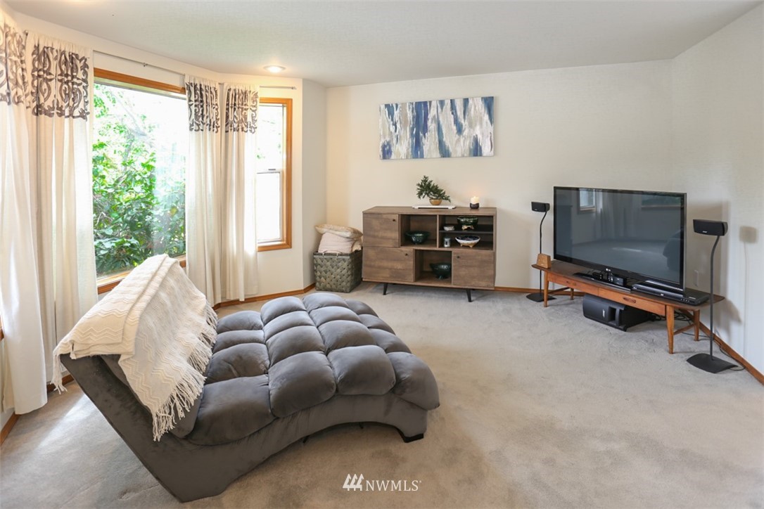 1112 North 30th Street Renton, WA 98056 - Photo 12 of 22 Gallery Image 12