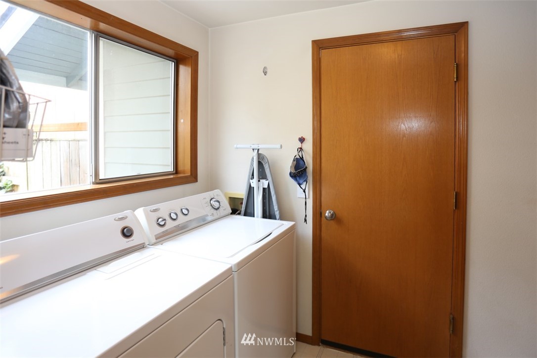 1112 North 30th Street Renton, WA 98056 - Photo 14 of 22 Gallery Image 14