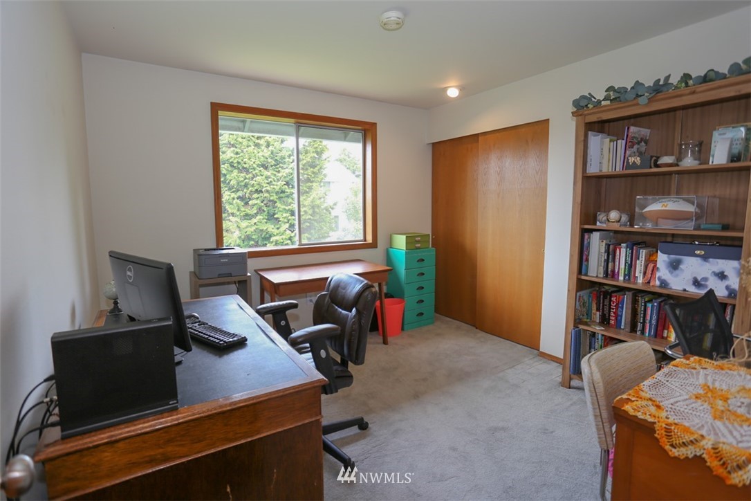 1112 North 30th Street Renton, WA 98056 - Photo 16 of 22 Gallery Image 16