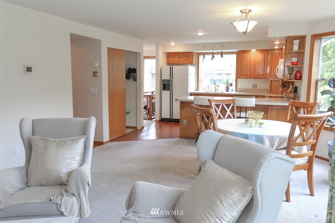 1112 North 30th Street Renton, WA 98056 - Photo 10 of 22 Gallery Image 10