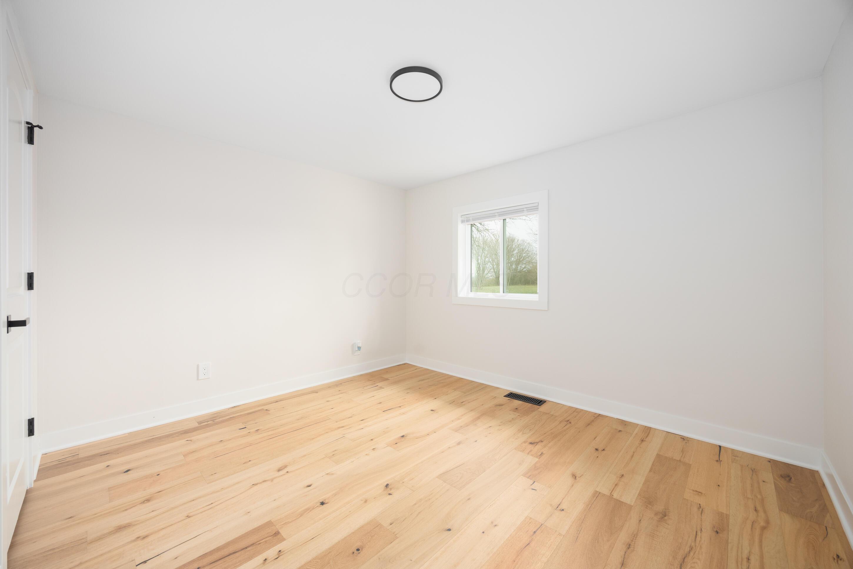 12364 London Road Orient, OH 43146 - Photo 25 of 71 12364 London_25