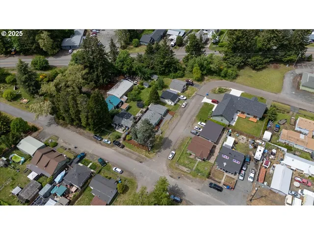 a picture of city view