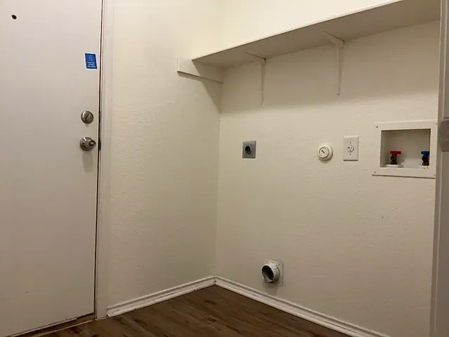 $1,900 | 704 Big Sur Trail, Taylor, TX 76574