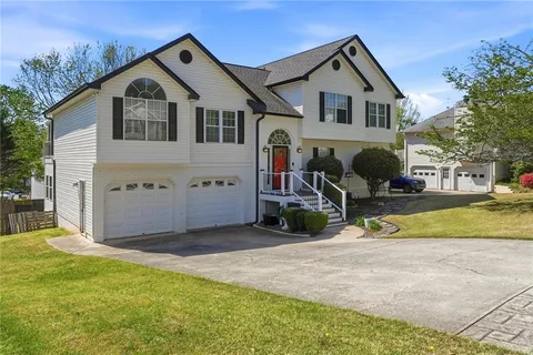 a view of a house with a outdoor space