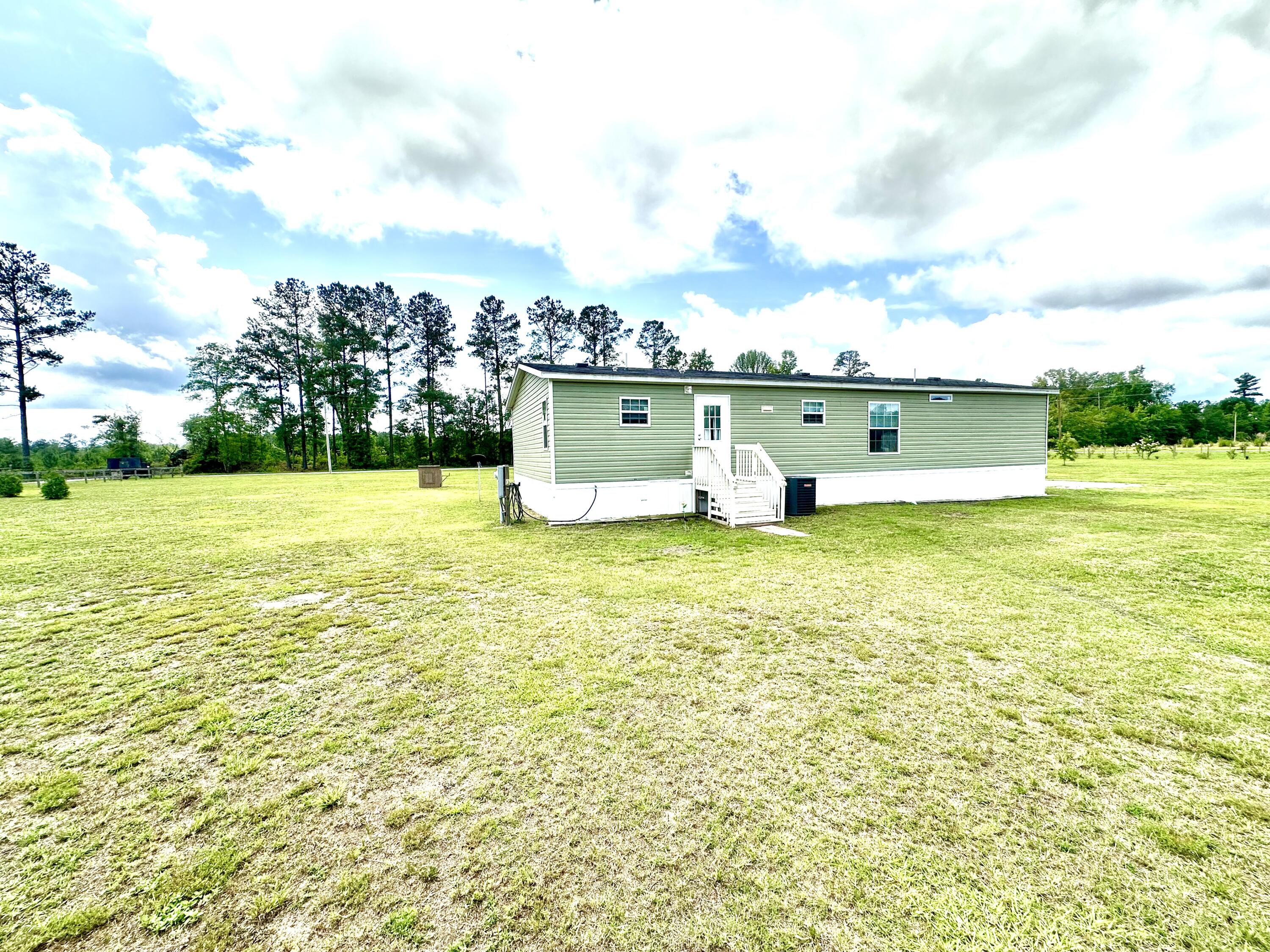 338 Westbury Road Bowman, SC 29018 - Photo 6 of 22 IMG_E4989