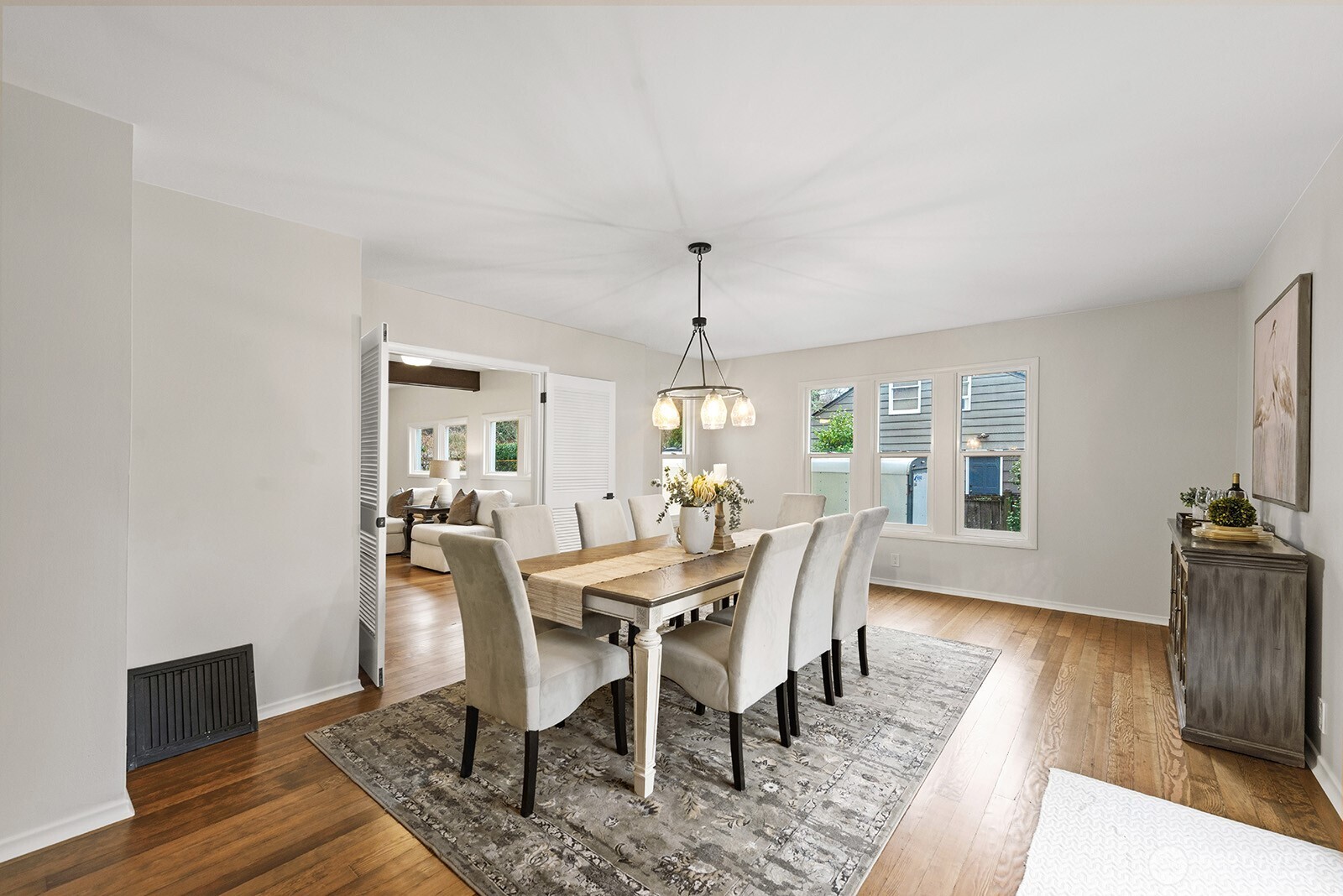 2342 North 137th Street Seattle, WA 98133 - Photo 13 of 40