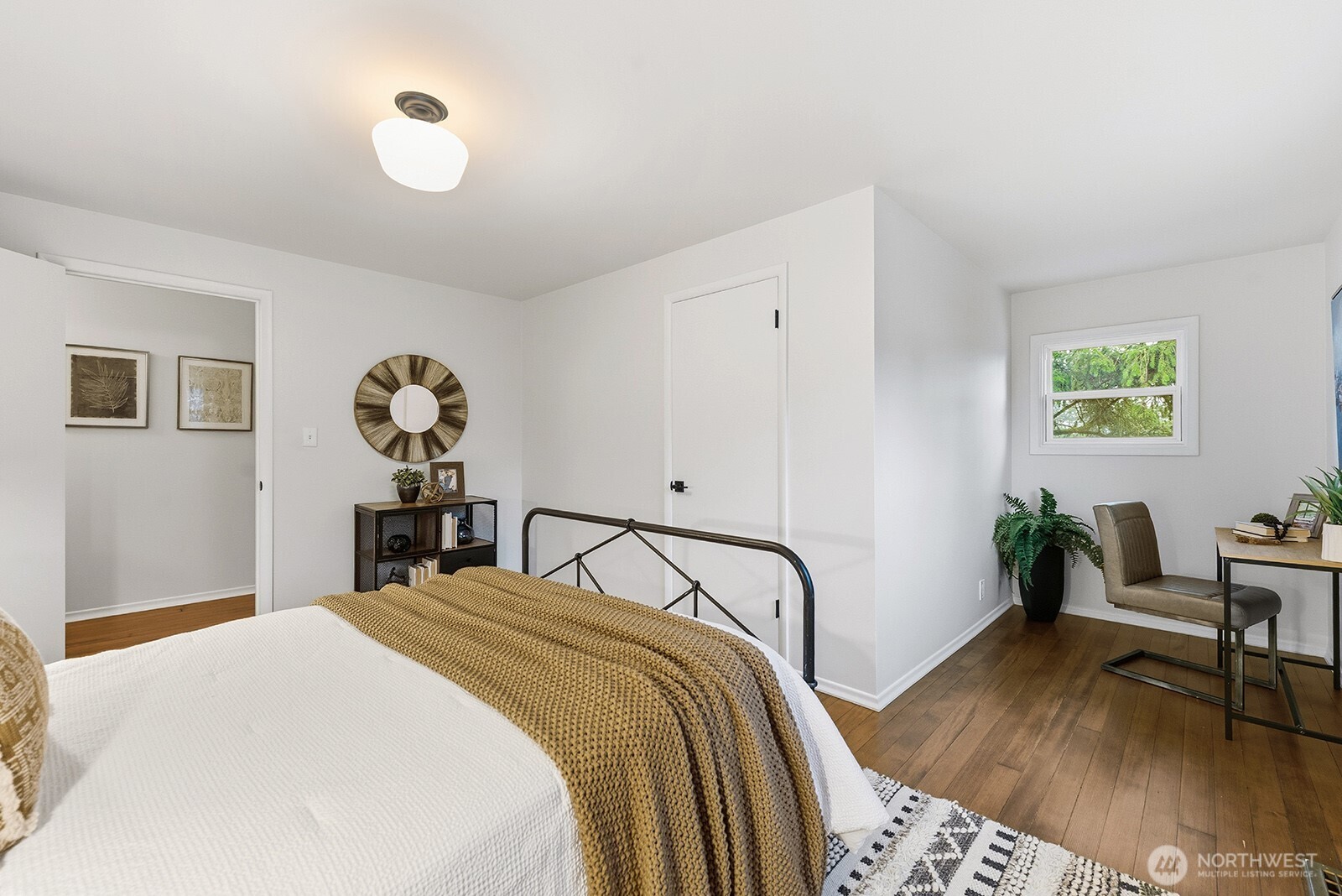 2342 North 137th Street Seattle, WA 98133 - Photo 24 of 40