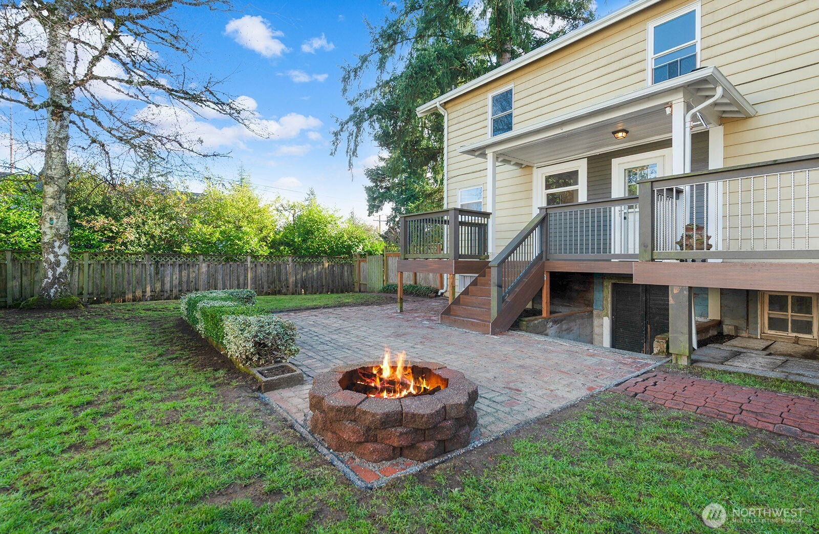 2342 North 137th Street Seattle, WA 98133 - Photo 6 of 40