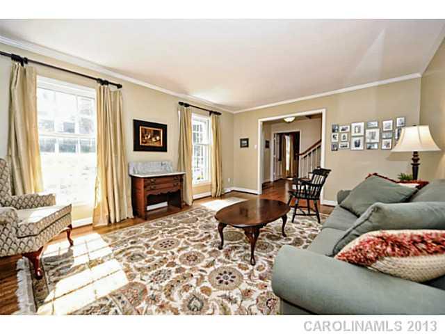 711 Ashmeade Road Charlotte, NC 28211 - Photo 4 of 16 Gallery Image 4