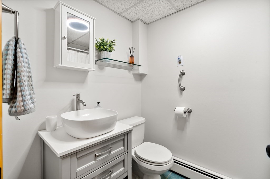 20 Back River Road Amesbury, MA 01913 - Photo 17 of 29 Gallery Image 17