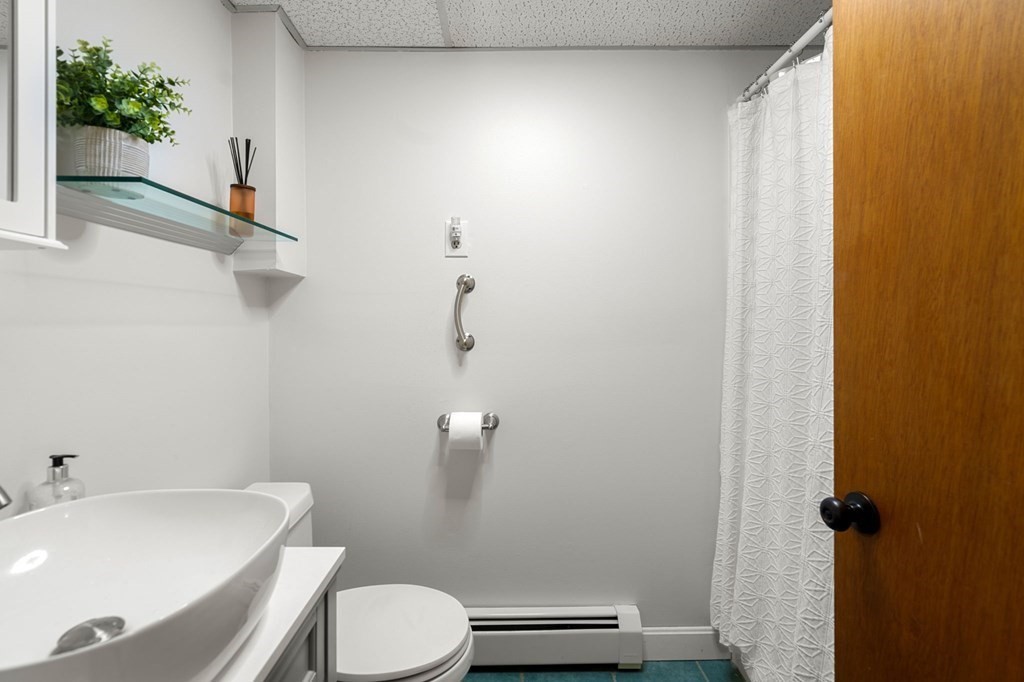 20 Back River Road Amesbury, MA 01913 - Photo 18 of 29 Gallery Image 18