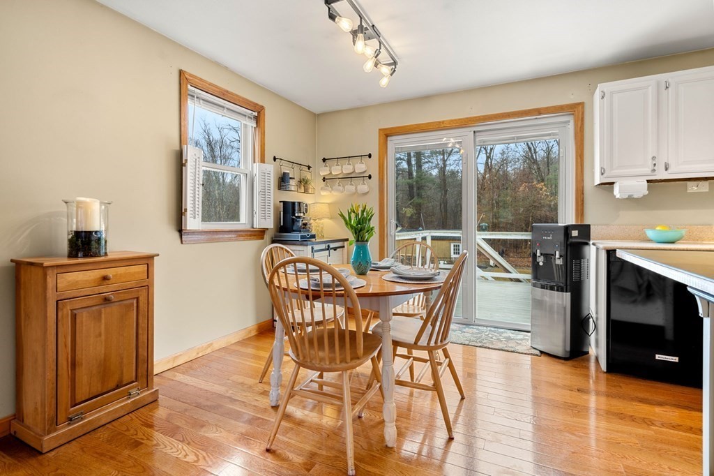 20 Back River Road Amesbury, MA 01913 - Photo 3 of 29 Gallery Image 3