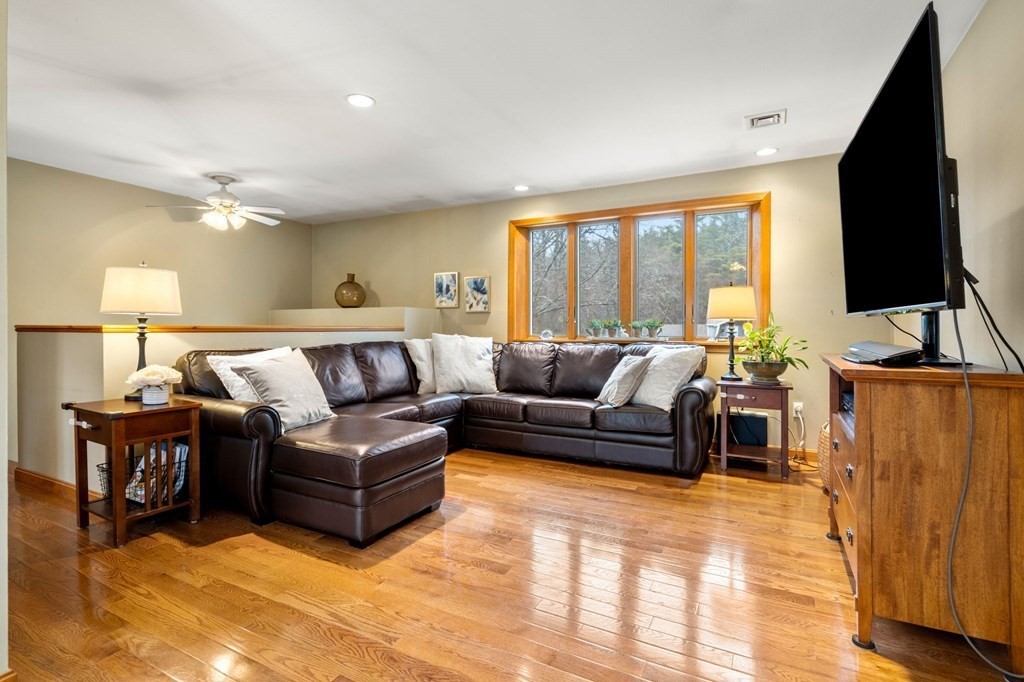 20 Back River Road Amesbury, MA 01913 - Photo 7 of 29 Gallery Image 7