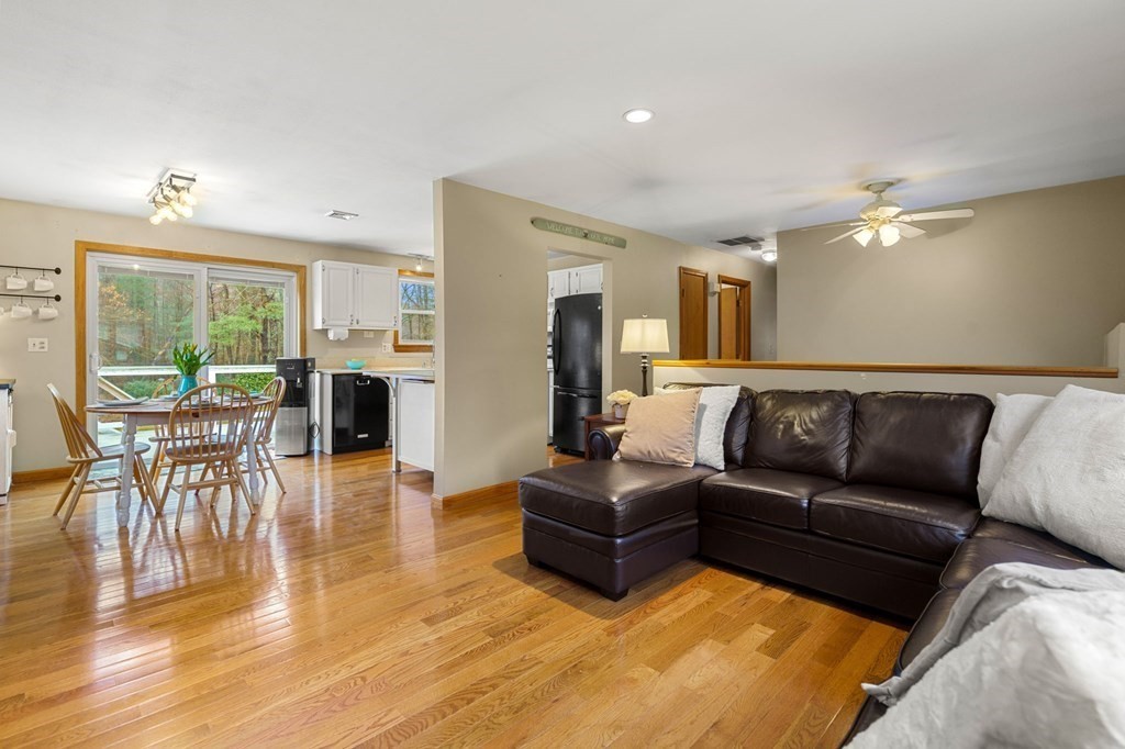 20 Back River Road Amesbury, MA 01913 - Photo 8 of 29 Gallery Image 8