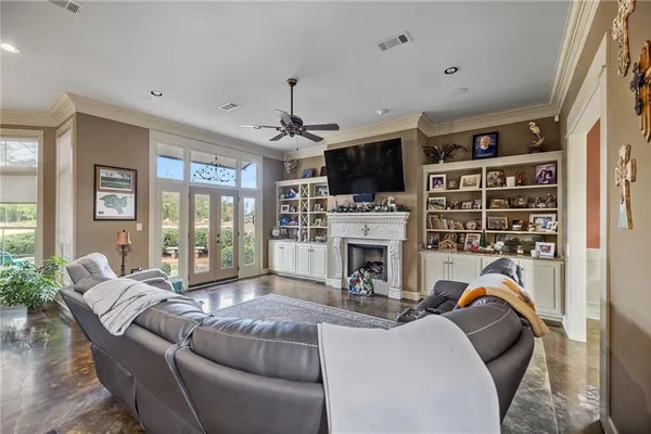 $649,500 | 30764 Blue Wing Crescent, Springfield, LA 70462