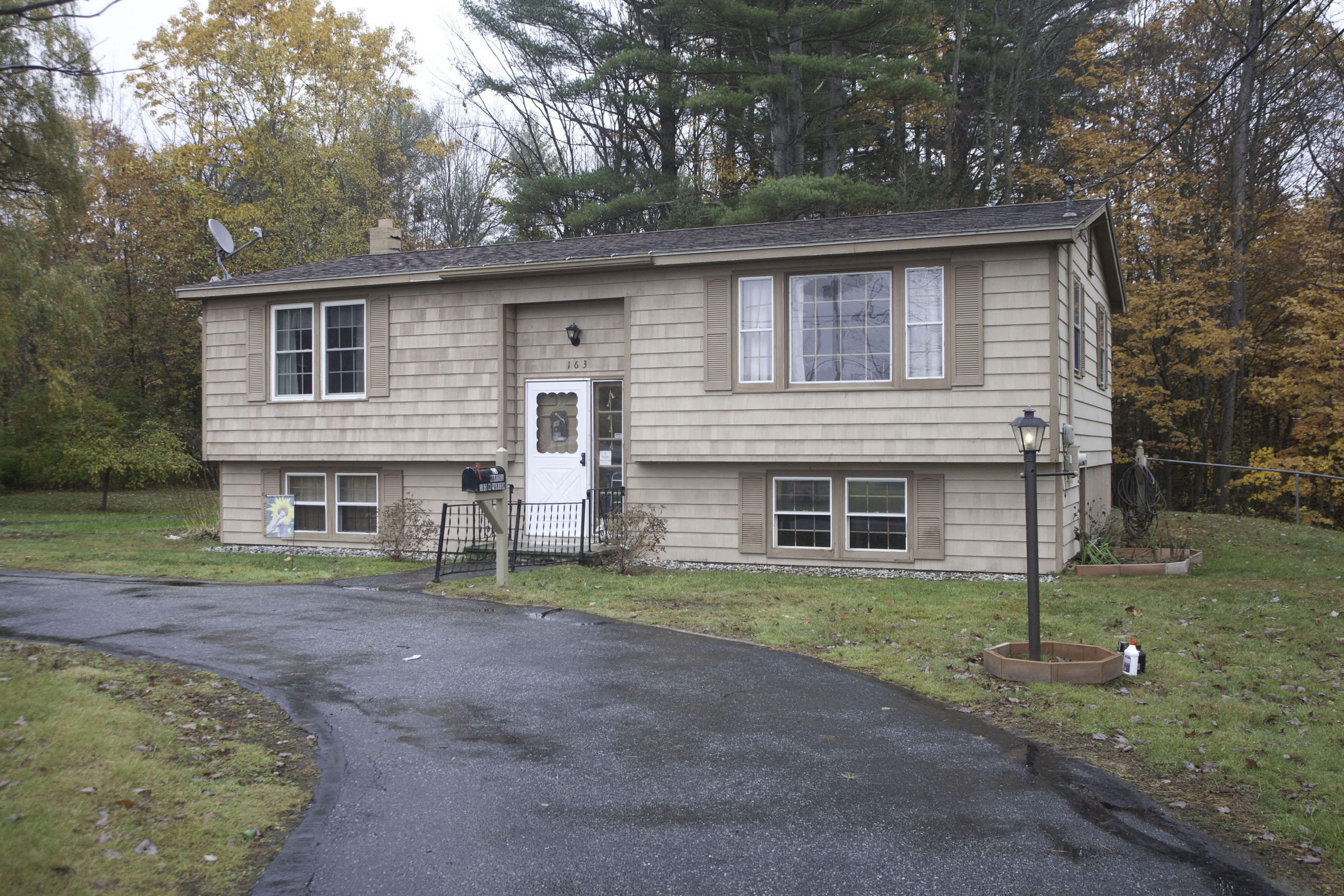 163 North Parish Road Turner, ME 04282 - Photo 1 of 26 IMG_7084-1