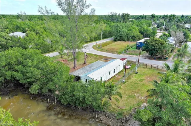 $165,000 | 103 Egret Lane, Everglades City, FL 34139