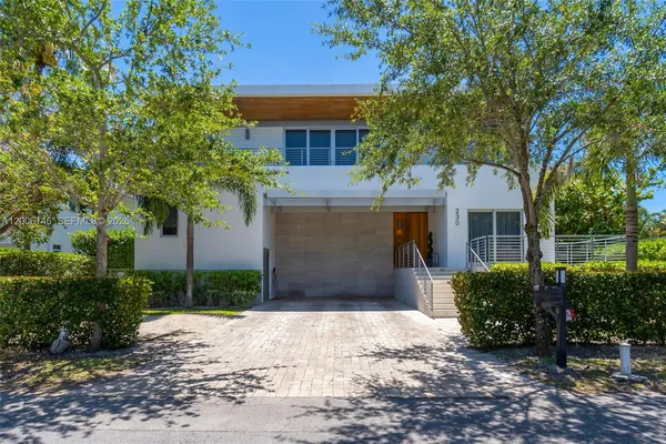 $26,000 | Tropical Isle Homes, Key Biscayne, FL 33149