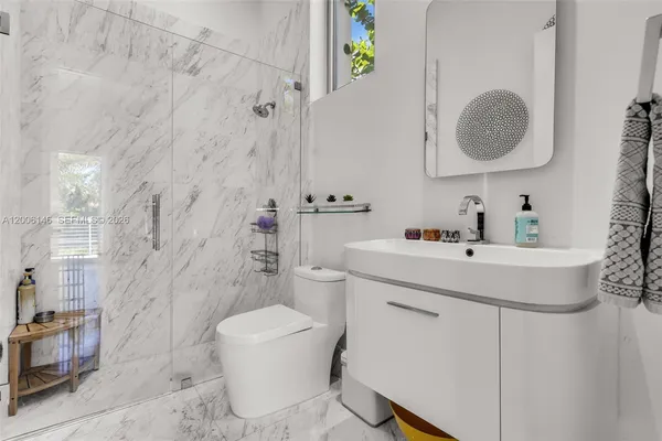 $26,000 | Tropical Isle Homes, Key Biscayne, FL 33149