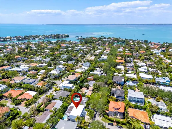 $26,000 | Tropical Isle Homes, Key Biscayne, FL 33149